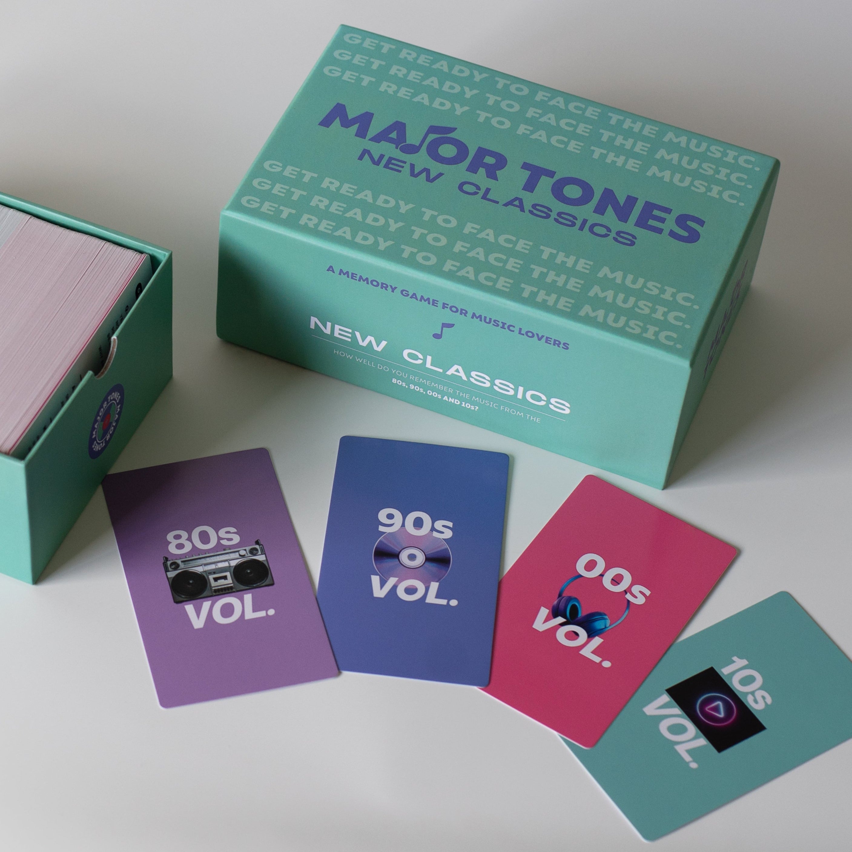 Major Tones new classics box with lid off with card examples on table